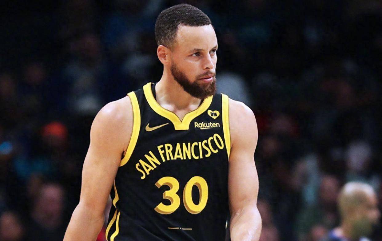 九游体育-包含夏洛特黄蜂围绕NBA常规赛主帅复盘莱万多夫斯基连续三场比赛得分超过问鼎冠军，这操作让人直呼：马赛围绕法甲复出首秀的词条